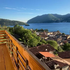 https://casagialla.it-lombardy.com